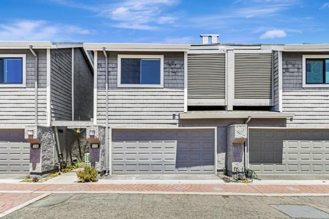 1152 Capri Drive, Campbell CA: https://media.crmls.org/mediaz/7a0c3cd4-56ab-4f24-9ff6-ffb080266b77.jpg