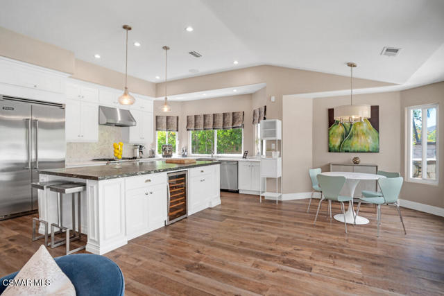 4953 Kilburn Court, Oak Park CA: https://media.crmls.org/mediaz/7a0c5ac7-8c7b-4ff3-b76b-577f00073ec6.jpg