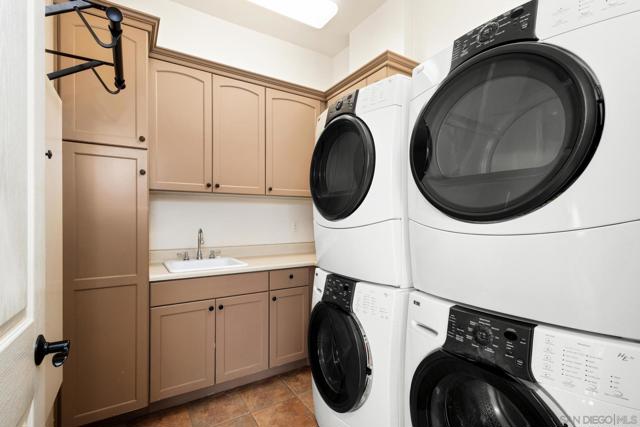 3030 Chicago Street, San Diego CA: https://media.crmls.org/mediaz/7a0c91a1-6138-4776-b521-0daa32b35dad.jpg