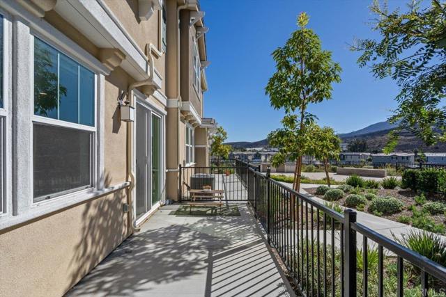 Detail Gallery Image 40 of 49 For 10427 Graphite St, Spring Valley,  CA 91977 - 3 Beds | 2/1 Baths