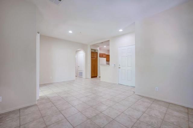 26374 Arboretum Way, Murrieta CA: https://media.crmls.org/mediaz/7a0f0dfb-bf3c-4477-a43c-60f54a0641c5.jpg