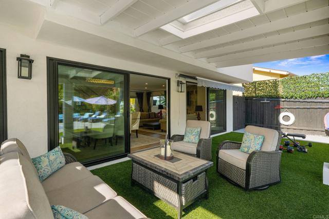 Detail Gallery Image 40 of 48 For 3865 Cadden Way, San Diego,  CA 92117 - 4 Beds | 2/1 Baths