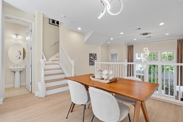 1180 Glin Terrace, Sunnyvale CA: https://media.crmls.org/mediaz/7a1076f4-5d22-44bd-97d3-b5975724b110.jpg