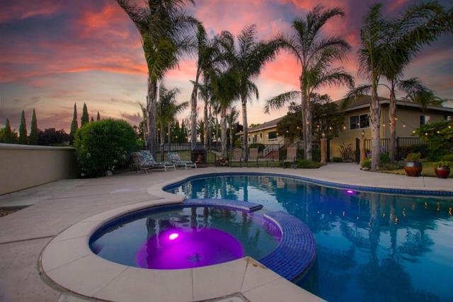 303 Taryn Court, Hollister CA: https://media.crmls.org/mediaz/7a10ab75-faa5-4843-801c-8f86915abf37.jpg