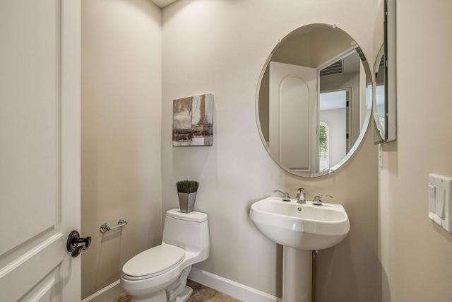 10 Porto Cielo Court, Rancho Mirage, CA 92270