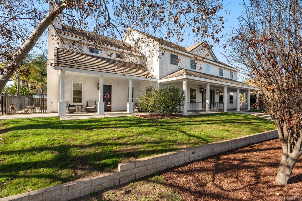 38755 Via Vista Grande