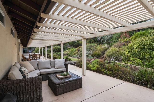 530 Idaho Avenue, Escondido CA: https://media.crmls.org/mediaz/7a123f19-8d6e-4919-b0d3-76d754a3ab76.jpg