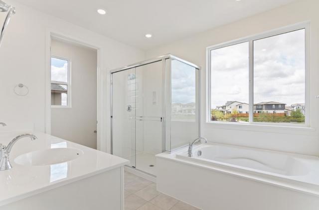 2508 Big Sky Drive, Fairfield CA: https://media.crmls.org/mediaz/7a131246-e61c-4266-91f1-fefaf2c6927a.jpg