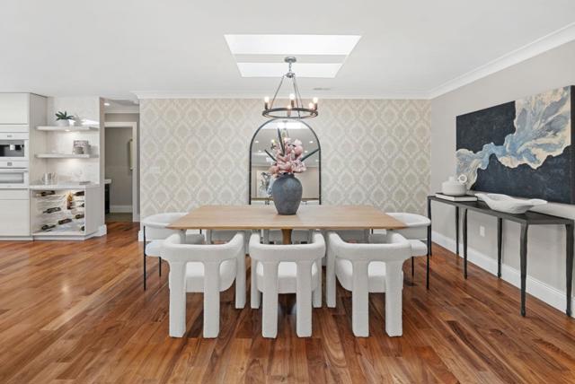 1271 Petersen Court, Los Altos CA: https://media.crmls.org/mediaz/7a1325f4-3ec3-4a92-8bff-c261bad327cc.jpg