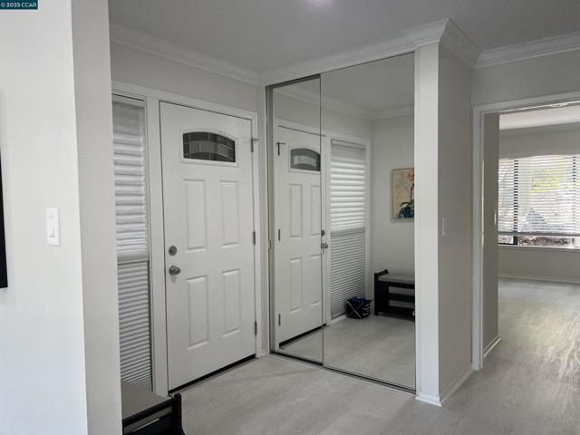 1443 Rockledge Ln, Walnut Creek CA: https://media.crmls.org/mediaz/7a1361e1-8e97-4b9b-9a6a-4b5bbc8b8dc6.jpg