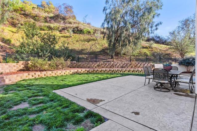 Image 40 of 49 For 45562 La Cruz Drive