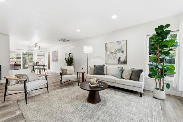 Detail Gallery Image 2 of 41 For 17173 Bernardo Center Dr, San Diego,  CA 92128 - 2 Beds | 2/1 Baths