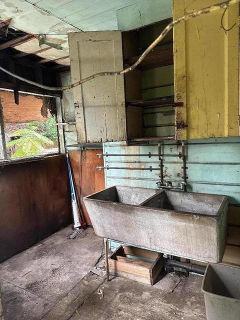 417 E Saint James Street, San Jose CA: https://media.crmls.org/mediaz/7a141b16-0dd1-4f1c-9539-045d7ea4bbb2.jpg