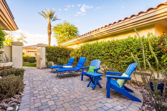 821 Deer Haven Circle, Palm Desert, CA 92211