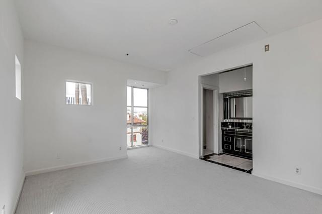 97 E Saint James Street, San Jose CA: https://media.crmls.org/mediaz/7a16b504-4eca-4fac-a0cd-a521f498c24e.jpg