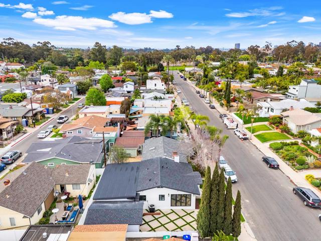 3561 Arizona St, San Diego CA: https://media.crmls.org/mediaz/7a16fbc5-b2aa-43e3-8e7b-eb9625696e71.jpg
