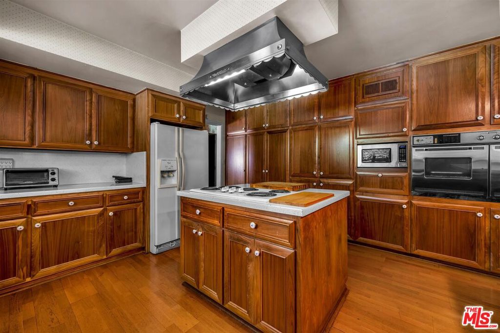 MLS #26863215 image #17