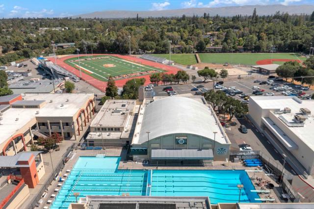 209 Nob Hill Way, Los Gatos CA: https://media.crmls.org/mediaz/7a17ac7c-cbdd-44d6-a779-5e7c2b4f5b6a.jpg