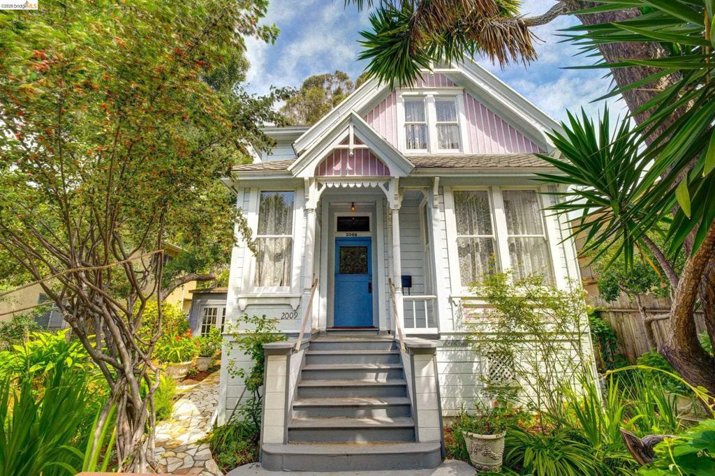 2009 Berkeley Way