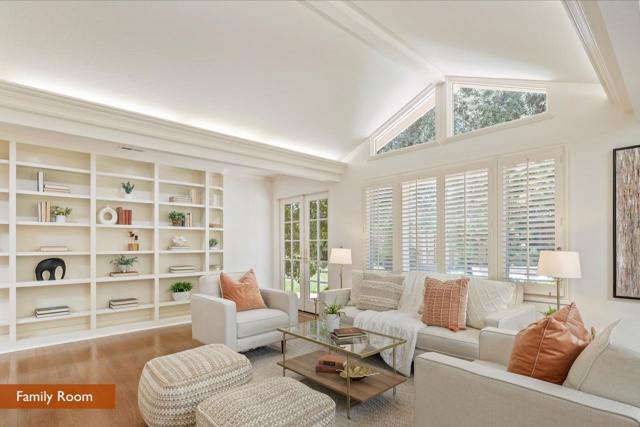 1435 Highland View Court, Los Altos CA: https://media.crmls.org/mediaz/7a18c7af-ca4b-4ce5-8f4a-05534dbb7f1f.jpg