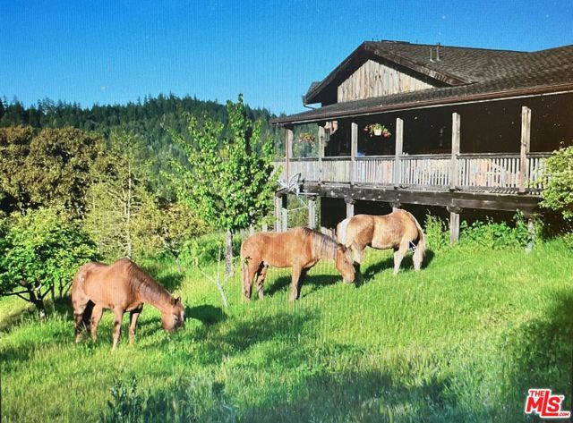 20799 Highway 128, Yorkville CA: https://media.crmls.org/mediaz/7a19489d-9eb2-4110-bbde-3413ed512992.jpg