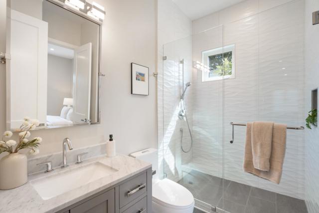 671 Live Oak Avenue, Menlo Park CA: https://media.crmls.org/mediaz/7a1a237d-5cae-4ef3-a820-8dffab977c17.jpg
