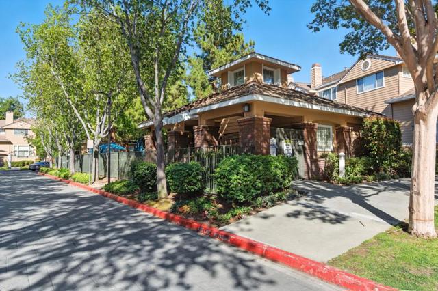 553 Mill River Lane, San Jose CA: https://media.crmls.org/mediaz/7a1a7c2a-2f25-4123-8b4d-2056ccf44ebb.jpg
