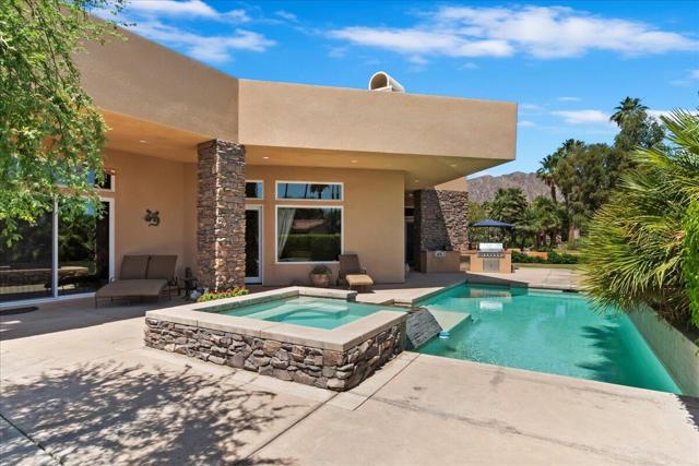 55830 Cherry Hills Drive, La Quinta CA: https://media.crmls.org/mediaz/7a1acadd-10c1-4eb8-8de6-441af06bbaf9.jpg