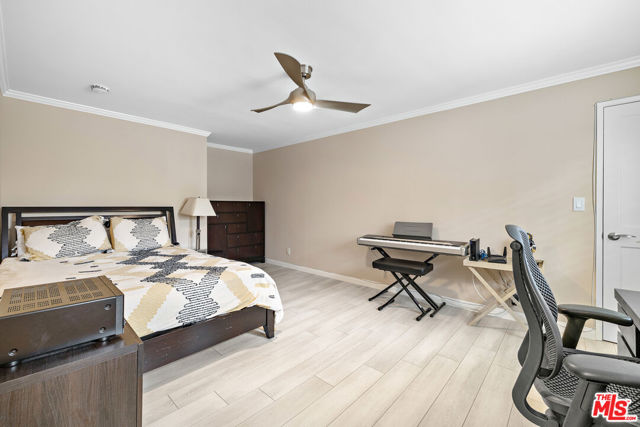 1228 14th Street, Santa Monica CA: https://media.crmls.org/mediaz/7a1ce3f9-93a7-4d26-a260-57364ad6203c.jpg