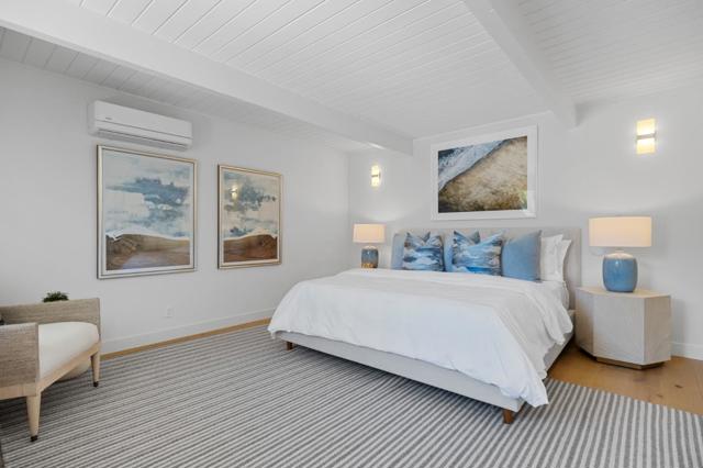2989 Dolores Way, Burlingame CA: https://media.crmls.org/mediaz/7a1cf327-ecfc-4858-a0b9-68ed6a73cf97.jpg