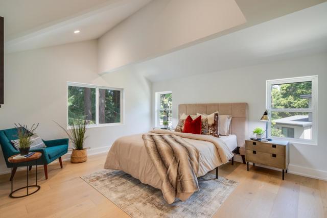846 Portola Road, Portola Valley CA: https://media.crmls.org/mediaz/7a1de2fc-0a2e-4f83-87df-2d08cc20141b.jpg