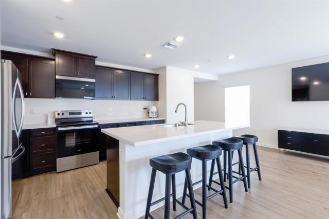 Detail Gallery Image 5 of 40 For 25601 Pine Ridge Rd, Homeland,  CA 92548 - 3 Beds | 2 Baths