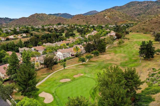 3140 Willow Creek Pl, Escondido CA: https://media.crmls.org/mediaz/7a1e212d-5a98-4569-819a-d742c188373a.jpg
