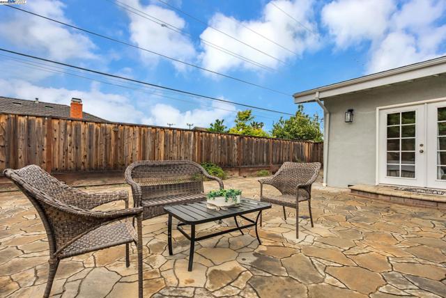3757 Savannah Rd, Fremont CA: https://media.crmls.org/mediaz/7a1e27ea-c92c-41fc-8963-cd9126940f25.jpg