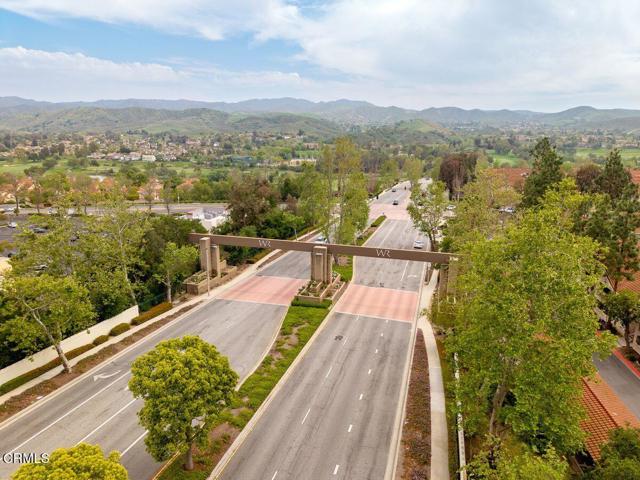 570 Shadow Lane, Simi Valley CA: https://media.crmls.org/mediaz/7a1fa899-f6a8-4008-9780-cf9eb068feec.jpg