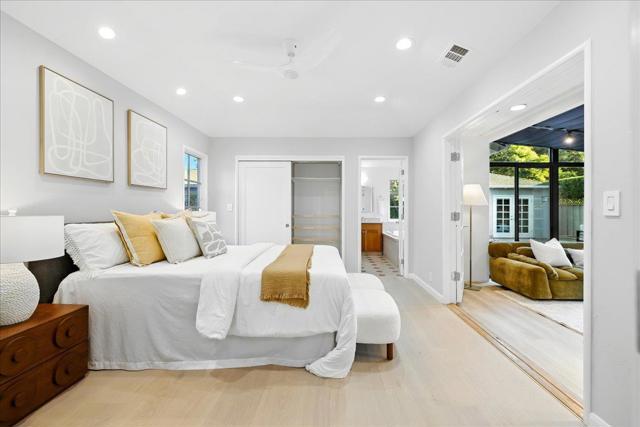 162 Del Monte Avenue, Los Altos CA: https://media.crmls.org/mediaz/7a22d608-a9b1-43cb-8108-f9ad016b9fb4.jpg