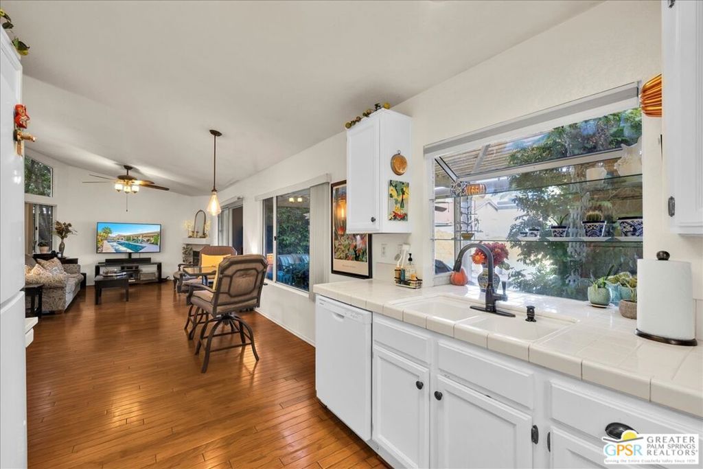 MLS #25621275PS image #35