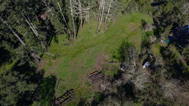 22065 Old Santa Cruz Highway, Los Gatos CA: https://media.crmls.org/mediaz/7a23219f-b489-4e1f-9e0e-cc4d971e2664.jpg