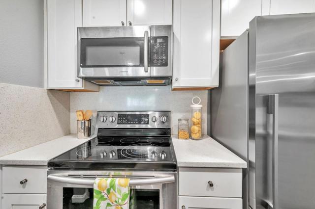 355 Half Moon Lane, Daly City CA: https://media.crmls.org/mediaz/7a240d52-2ad9-4ed2-83c3-0b537b102708.jpg