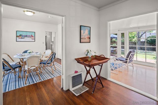 1506 5Th St, Coronado CA: https://media.crmls.org/mediaz/7a2432d7-13ee-41a1-880e-354897c0d705.jpg
