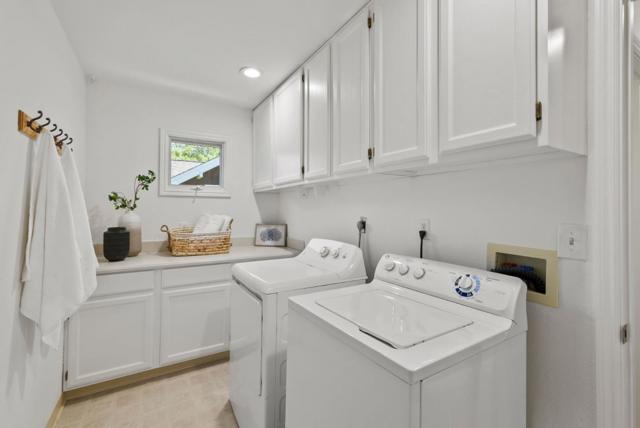 1227 Oak Street, San Mateo CA: https://media.crmls.org/mediaz/7a25a073-a023-47a5-a1d5-b5532589c1c5.jpg
