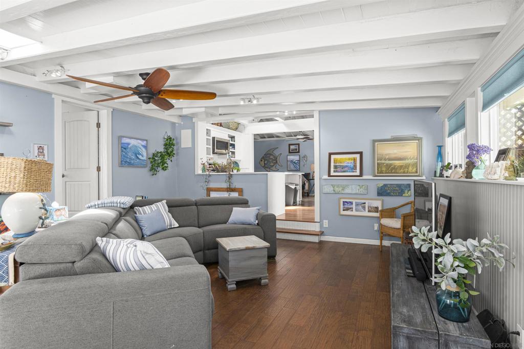 2810 Madison - photo 9