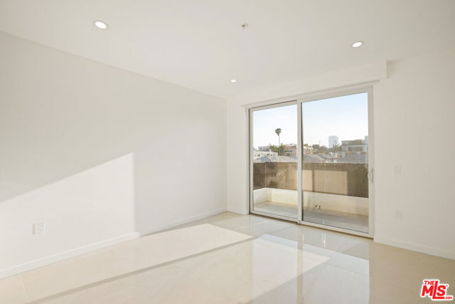 1414 S Beverly Drive Drive, Los Angeles CA: https://media.crmls.org/mediaz/7a25ed4d-1303-4fec-85b5-9af6f19c74fd.jpg