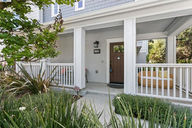 Image 2 of 42 For 1032 Barberry Terrace