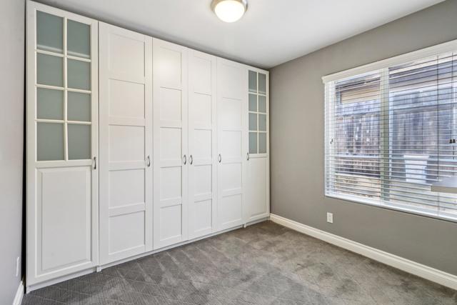 13002 Standish Dr, Poway CA: https://media.crmls.org/mediaz/7a27749b-546d-4100-b7b7-d6cdb9f42da2.jpg