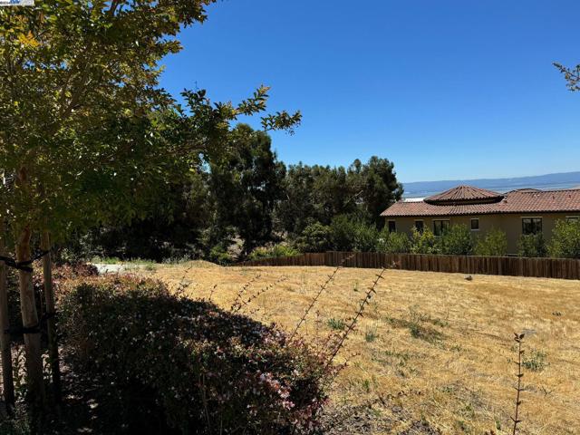 Image 7 of 11 For 44525 Vista Grande Ct