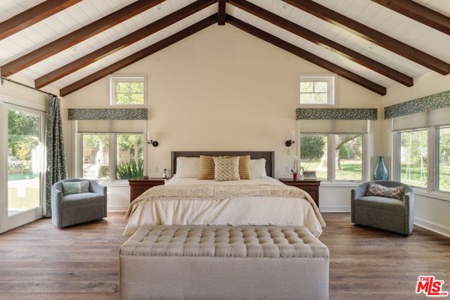 24901 Jim Bridger Road, Hidden Hills CA: https://media.crmls.org/mediaz/7a27efdf-0e2e-4018-a856-d3b464b9777a.jpg