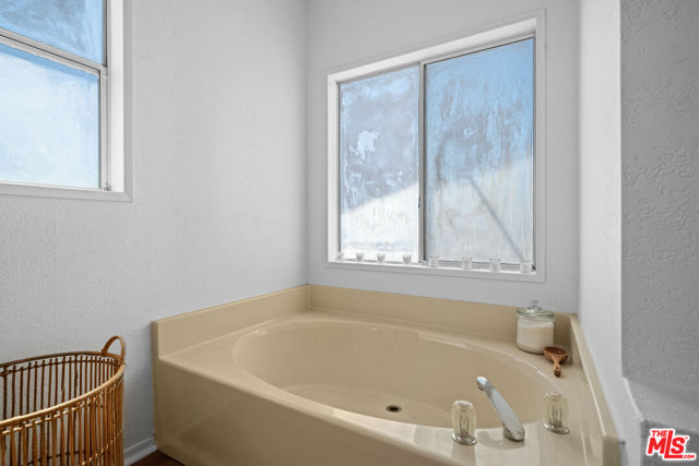 1794 Rebel Road, Acton CA: https://media.crmls.org/mediaz/7a282f7d-2918-401e-babc-a8b409df2bca.jpg