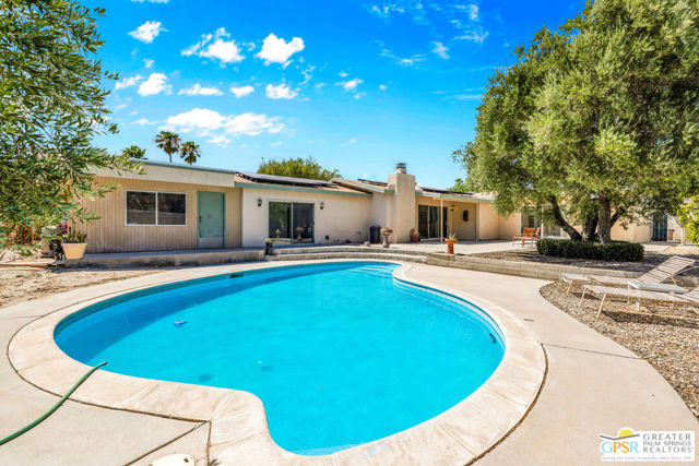 2222 N Acacia Road, Palm Springs CA: https://media.crmls.org/mediaz/7a28845e-9cd0-44e2-a165-0ea30e800bc5.jpg