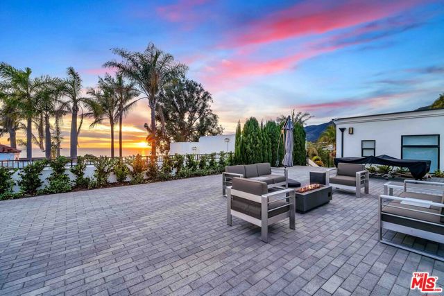 Drew Fenton | 350 Bellino Drive Pacific Palisades CA | MLS: 6839484